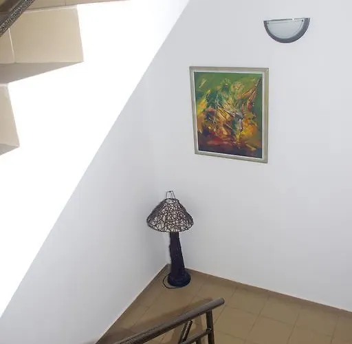 Maria Νεσέμπαρ